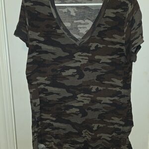 Latched Mama Medium Camo Nursing Top